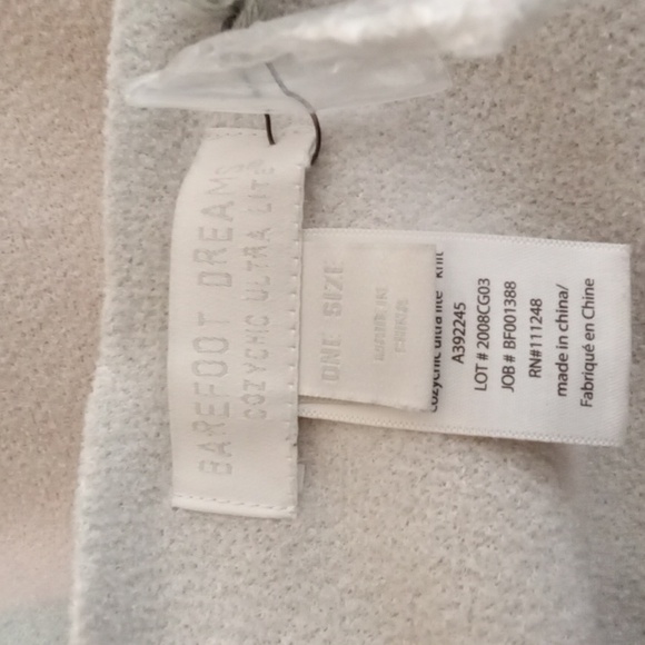 Barefoot Dreams Women's Soft Striped Poncho One Size Viscose Blend - Picture 4 of 7